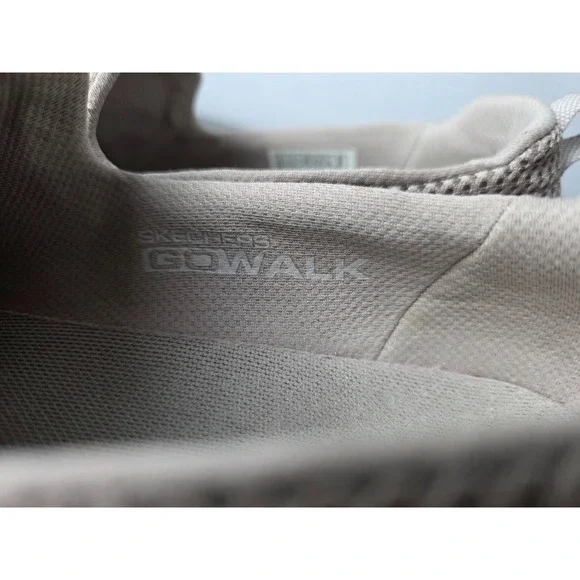 Skechers Shoes Womens Sz. 8.5 Beige Go Walk Joy Goga Max Knit Slip On Comfort - Picture 7 of 14